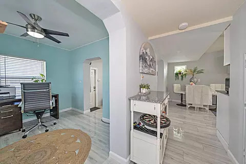 Entry Way - 30 Orange Dr, Key Largo, FL 33037 photo 1 of 1