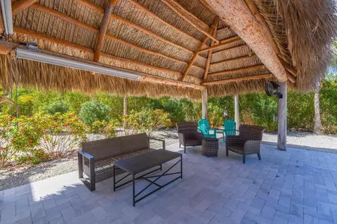 Exterior - 30985 Watson Blvd, Big Pine Key, FL 33043 photo 9 of 21