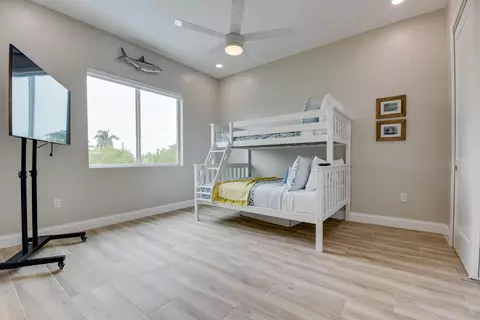 Bedroom - 30985 Watson Blvd, Big Pine Key, FL 33043 photo 7 of 7
