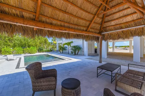 Exterior - 30985 Watson Blvd, Big Pine Key, FL 33043 photo 14 of 21