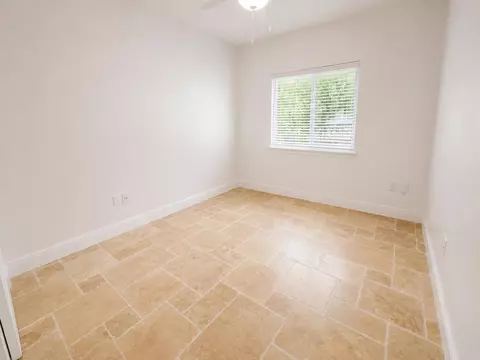 Bedroom - 635 Cabrera St, Key Largo, FL 33037 photo 3 of 5