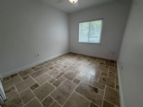 Bedroom - 635 Cabrera St, Key Largo, FL 33037 photo 3 of 5