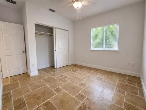 Bedroom - 635 Cabrera St, Key Largo, FL 33037 photo 4 of 5