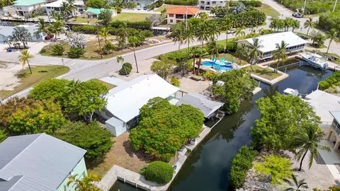 View/Area - 1817 Watson Blvd, Big Pine Key, FL 33043 photo 6 of 8