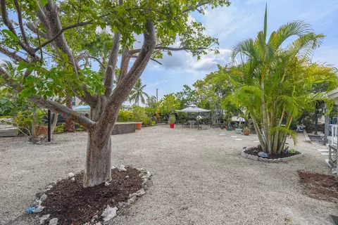 Exterior - 1817 Watson Blvd, Big Pine Key, FL 33043 photo 16 of 25