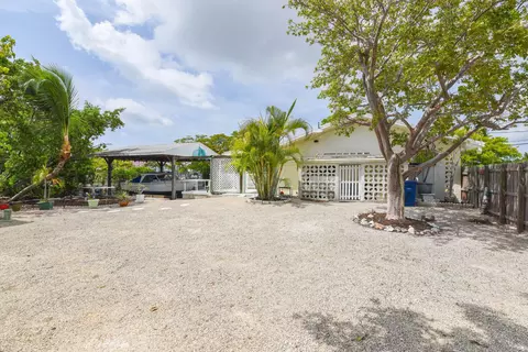 Exterior - 1817 Watson Blvd, Big Pine Key, FL 33043 photo 15 of 25