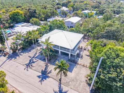 29160 Primrose Ln, Big Pine Key, FL 33043