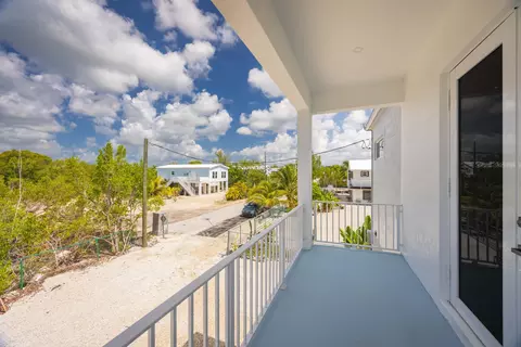 Exterior - 281 Pelican Ln, Big Pine Key, FL 33043 photo 6 of 6