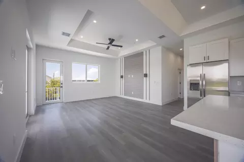 Living - 281 Pelican Ln, Big Pine Key, FL 33043 photo 1 of 4