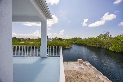 View/Area - 281 Pelican Ln, Big Pine Key, FL 33043 photo 3 of 6