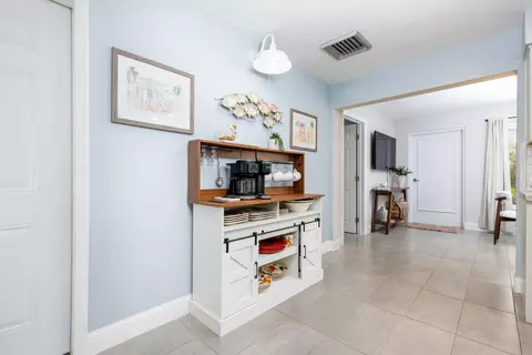 Entry Way - 1657 Watson Blvd, Big Pine Key, FL 33043 photo 1 of 3