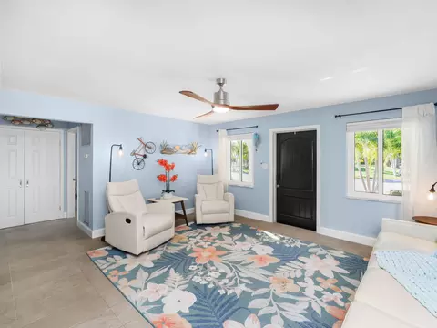 Living - 1657 Watson Blvd, Big Pine Key, FL 33043 photo 3 of 5
