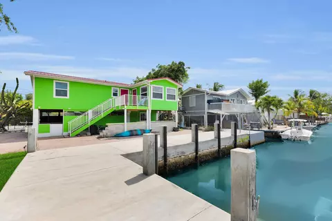 Exterior - 1821 Bittersweet Ave, Big Pine Key, FL 33043 photo 2 of 11