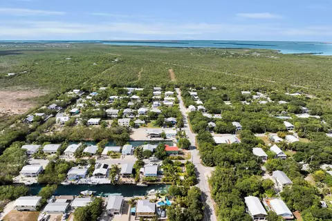 View/Area - 1821 Bittersweet Ave, Big Pine Key, FL 33043 photo 9 of 10