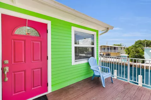 Exterior - 1821 Bittersweet Ave, Big Pine Key, FL 33043 photo 7 of 11