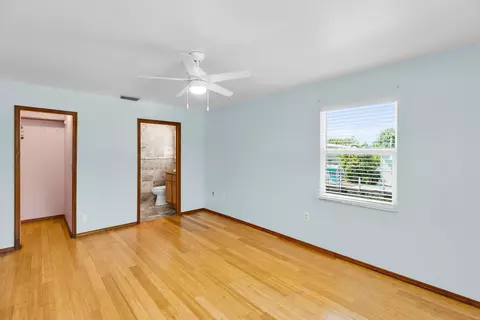 Bedroom - 1821 Bittersweet Ave, Big Pine Key, FL 33043 photo 3 of 8