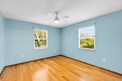 Bedroom - 1821 Bittersweet Ave, Big Pine Key, FL 33043 photo 5 of 8