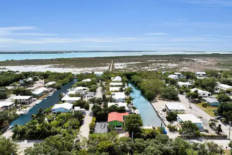View/Area - 1821 Bittersweet Ave, Big Pine Key, FL 33043 photo 1 of 10