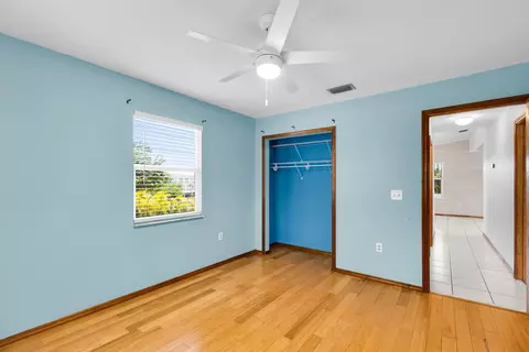 Bedroom - 1821 Bittersweet Ave, Big Pine Key, FL 33043 photo 8 of 8