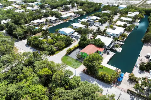 View/Area - 1821 Bittersweet Ave, Big Pine Key, FL 33043 photo 3 of 10