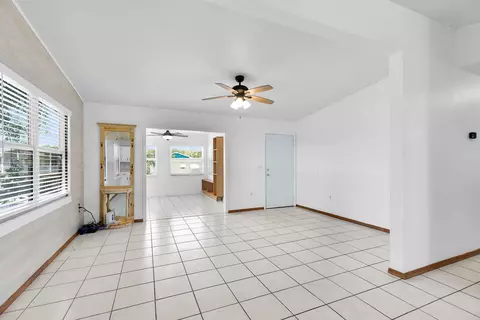Living - 1821 Bittersweet Ave, Big Pine Key, FL 33043 photo 4 of 4