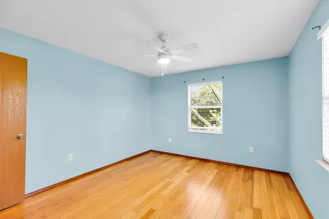 Bedroom - 1821 Bittersweet Ave, Big Pine Key, FL 33043 photo 6 of 8