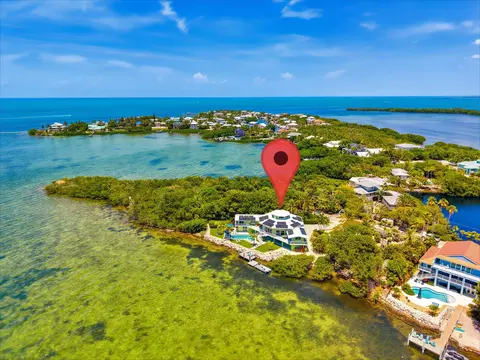 View/Area - 108 Sunset Dr, Marathon, FL 33050 photo 7 of 9