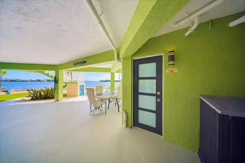 Exterior - 108 Sunset Dr, Marathon, FL 33050 photo 4 of 24