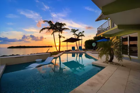 Exterior - 108 Sunset Dr, Marathon, FL 33050 photo 6 of 24
