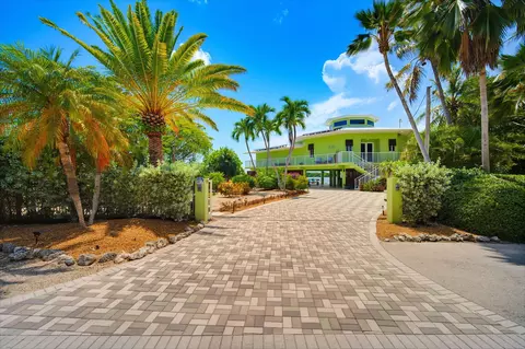 Exterior - 108 Sunset Dr, Marathon, FL 33050 photo 3 of 24