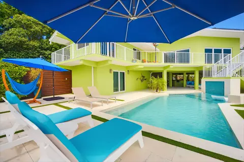 Exterior - 108 Sunset Dr, Marathon, FL 33050 photo 10 of 24