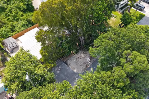 View/Area - 980 Oleander Rd, Key Largo, FL 33037 photo 7 of 7