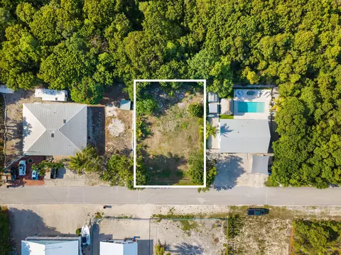 23 Palm Dr, Key Largo, FL 33037 photo 3