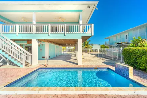 22748 Blackbeard Ln, Cudjoe Key, FL 33042