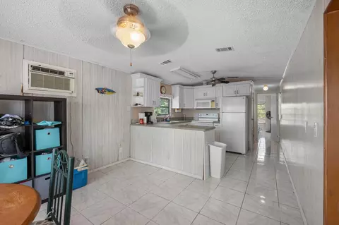 Other - 647 82nd Street Ocean St, Marathon, FL 33050 photo 4 of 4