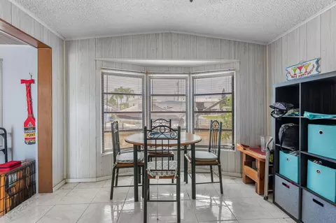 Dining - 647 82nd Street Ocean St, Marathon, FL 33050 photo 2 of 2