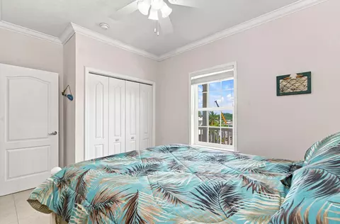 Bedroom - 3 Snipe Rd, Key Largo, FL 33037 photo 3 of 7