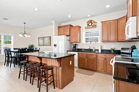 Kitchen - 3 Snipe Rd, Key Largo, FL 33037 photo 3 of 3