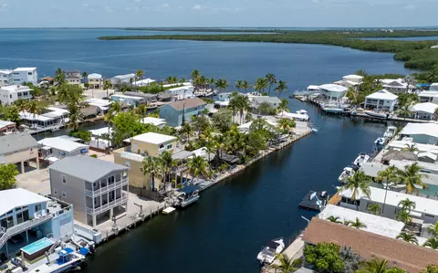 View/Area - 3 Snipe Rd, Key Largo, FL 33037 photo 6 of 13