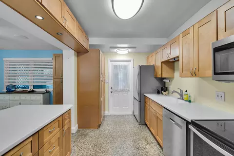 Kitchen - 354 96th Street Ocean St, Marathon, FL 33050 photo 3 of 5