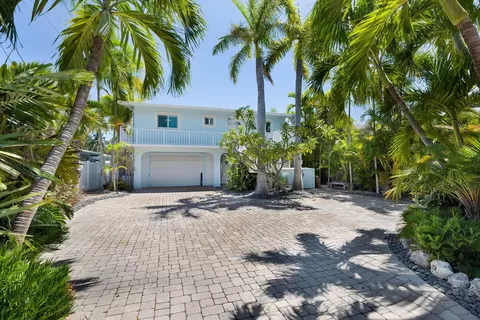 155 Plantation Ave, Tavernier, FL 33070