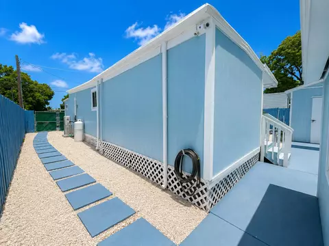 86 Avenue B, Key Largo, FL 33037 photo 5