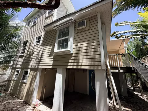 31357 Avenue C, Big Pine Key, FL 33043