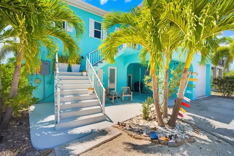 Exterior - 1632 Bogie Dr, Big Pine Key, FL 33043 photo 2 of 21