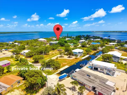 View/Area - 1632 Bogie Dr, Big Pine Key, FL 33043 photo 7 of 9