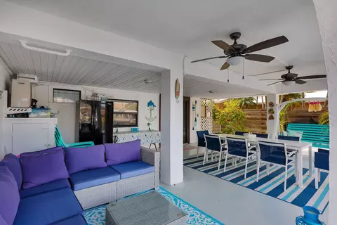 Exterior - 321 331 9th St #KEY colony, Key Colony Beach, FL 33051 photo 7 of 18