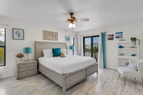 Bedroom - 321 331 9th St #KEY colony, Key Colony Beach, FL 33051 photo 1 of 15