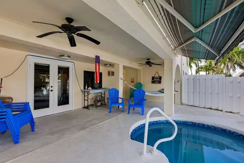 Exterior - 321 331 9th St #KEY colony, Key Colony Beach, FL 33051 photo 14 of 18