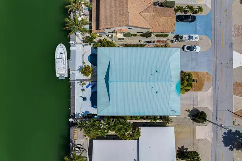 View/Area - 321 331 9th St #KEY colony, Key Colony Beach, FL 33051 photo 7 of 7
