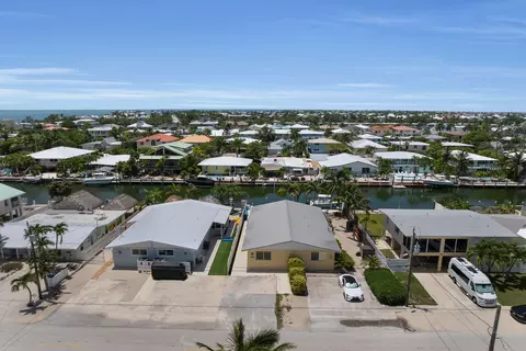 View/Area - 261 3rd St, Key Colony, FL 33051 photo 11 of 11